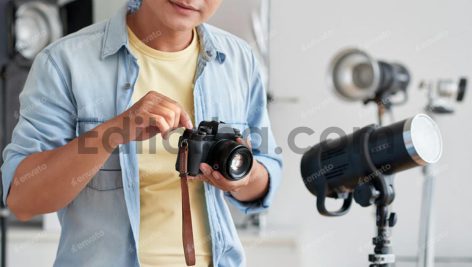 دانلود عکس عکاس و تجهیزات عکاسی