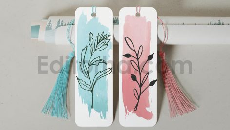 دانلود موکاپ بوک مارک، نشانک کتاب منگوله‌دار Cardboard Bookmark with Tassel Mockup
