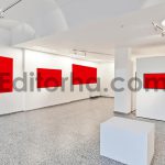 موکاپ گالری هنری دیواری3