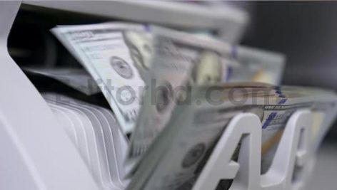 فوتیج دستگاه پول شمار