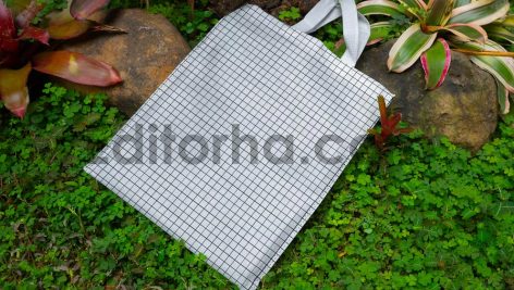Realitistic Dark-Colored Tote Bag Mockup3