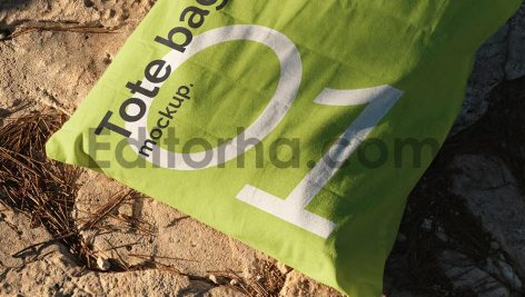 Tote bag mockup - Nature edition3
